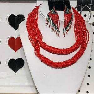 Necklace earring set